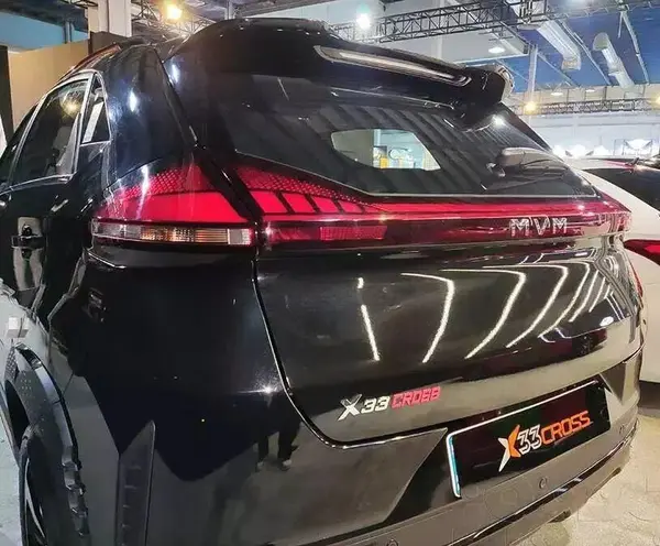 ام وی ام، X33 کراس