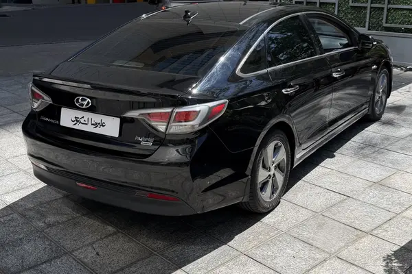 هیوندای  سوناتا هیبرید