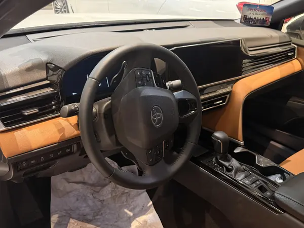 تویوتا، کمری هیبرید