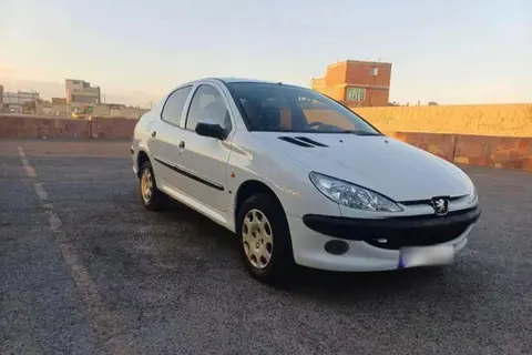 پژو، 206 SD