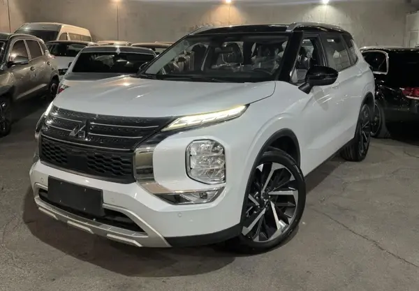 میتسوبیشی، اوتلندر