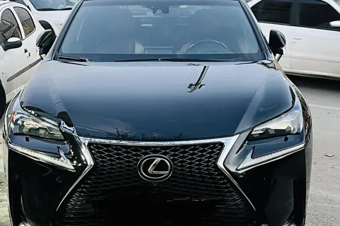 لکسوس، NX