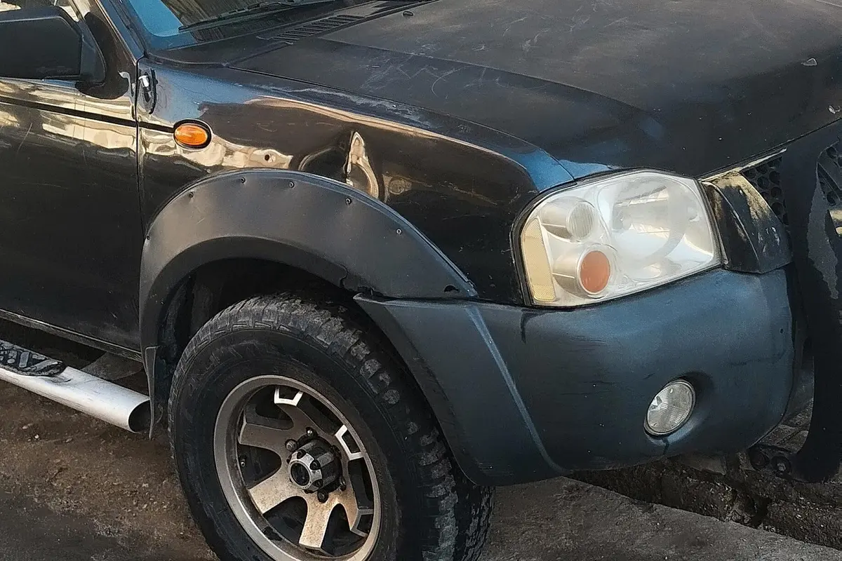 نیسان،  رونیز