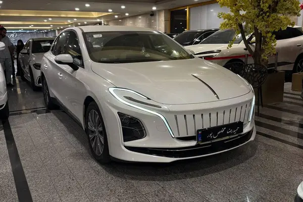 هونگچی  E-QM5