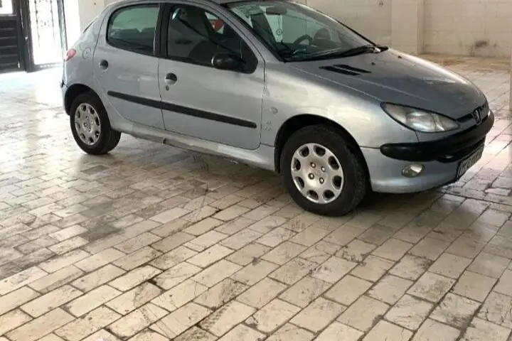 پژو  206
