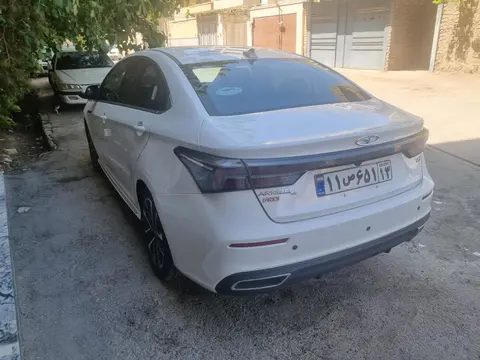 فونیکس، آریزو 6 پرو