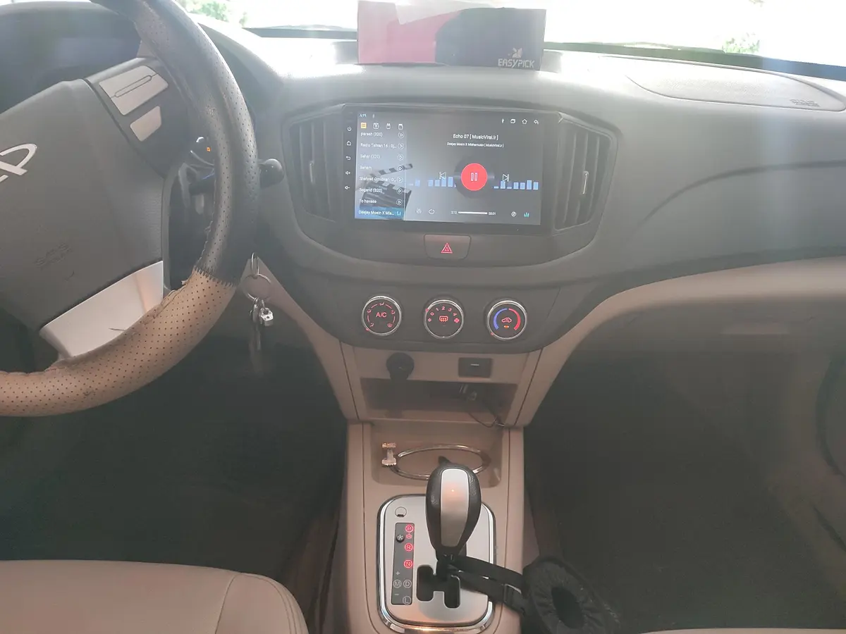 ام وی ام،  550
