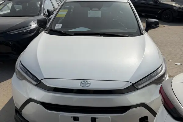 تویوتا، فرانت لندر هیبرید