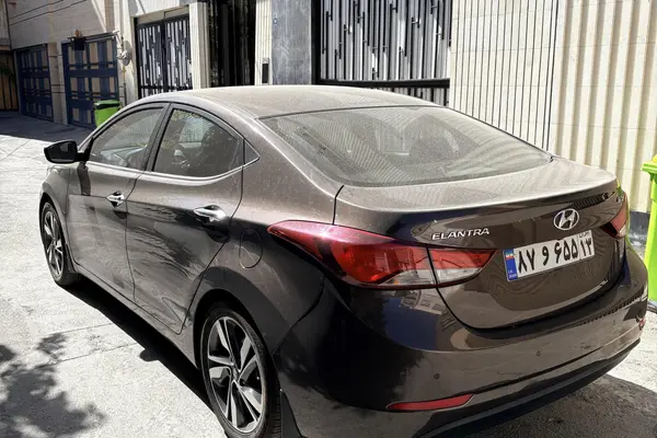 هیوندای  النترا