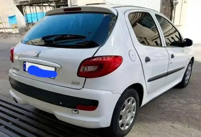 پژو  206