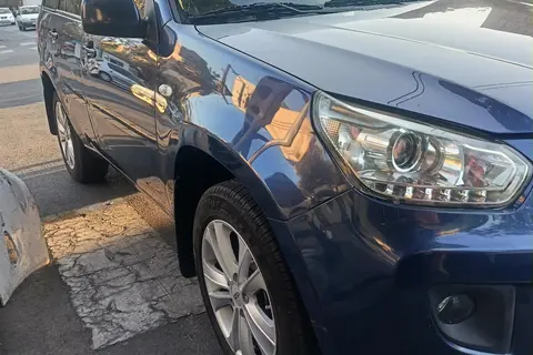 ام وی ام، X33