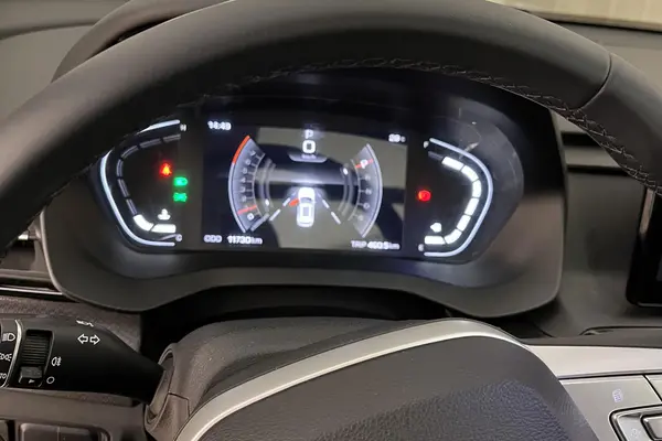 کی ام سی  X5