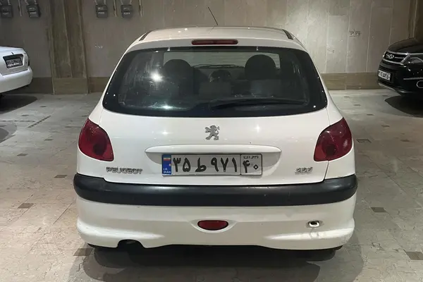 پژو  206