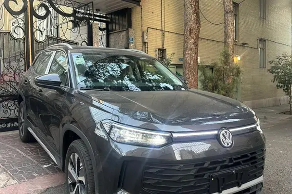 فولکس، تایرون L