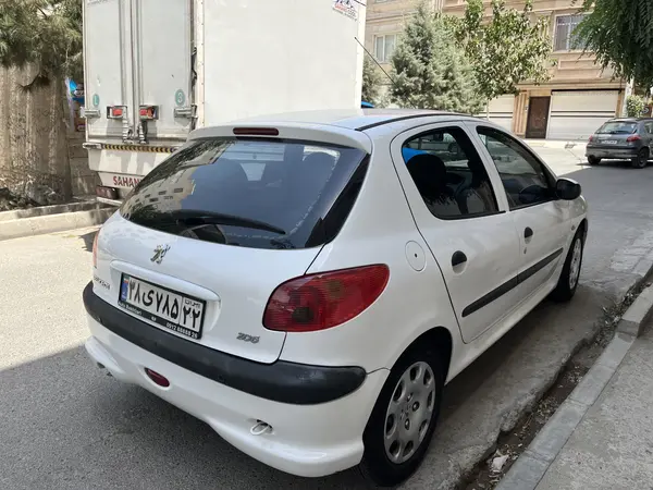 پژو  206