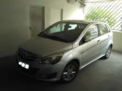 بایک، سابرینا هاچ بک (مونتاژ)