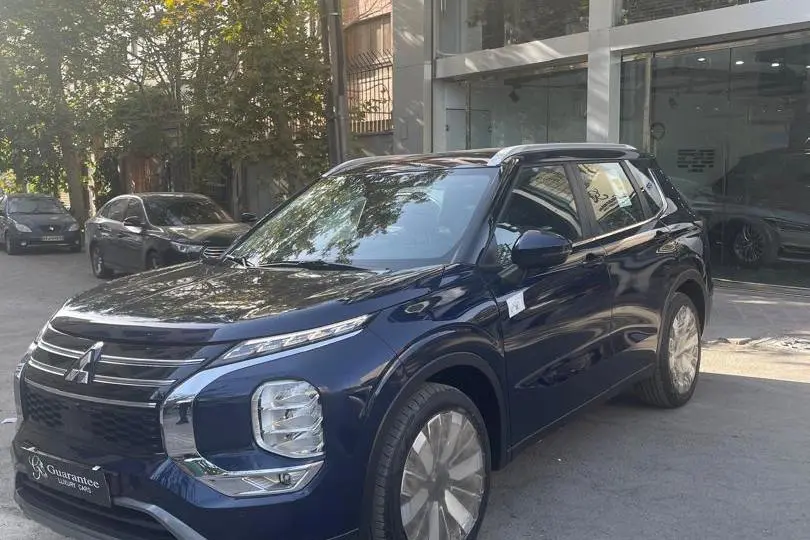 میتسوبیشی،  اوتلندر