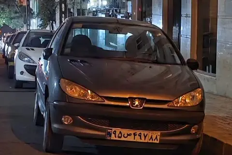 پژو، 206