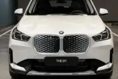 ب ام و، iX1