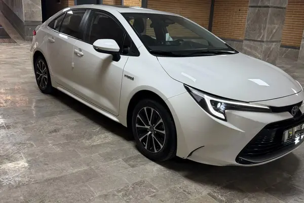 تویوتا، لوین هیبرید