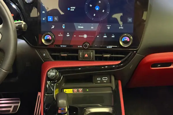 لکسوس  NX