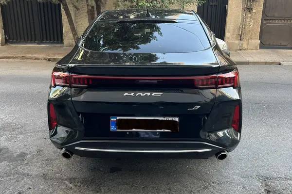 کی ام سی  J7