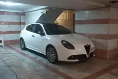 آلفارومئو، جولیتا
