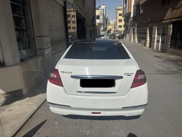 نیسان، تی ینا (مونتاژ)