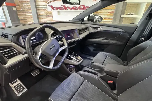 آئودی، Q5 e-tron