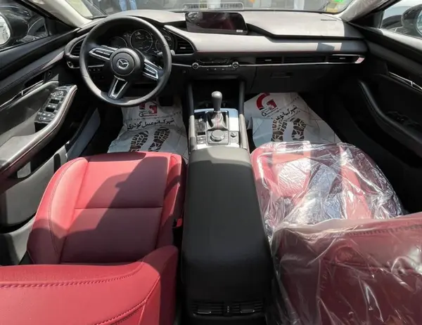 مزدا، 3 وارداتی