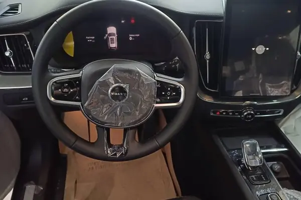 ولوو  XC60