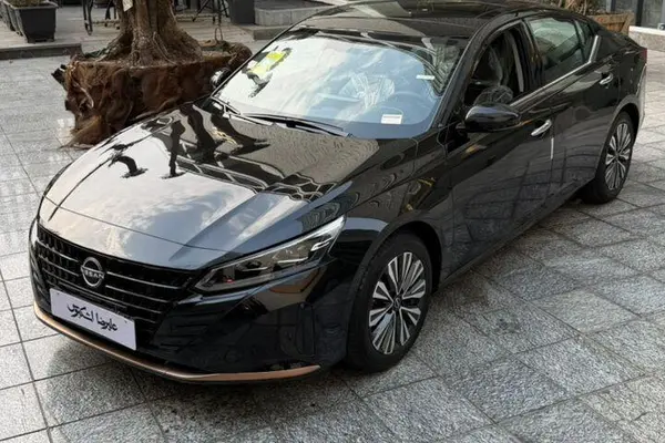 نیسان، آلتیما