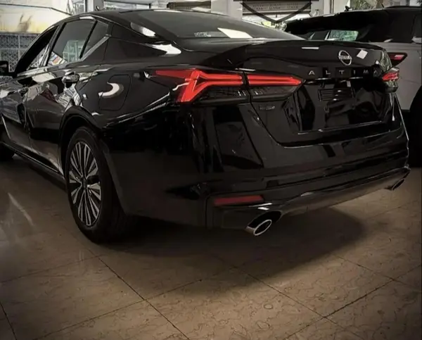 نیسان، آلتیما