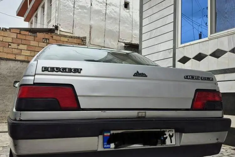 پژو،  405