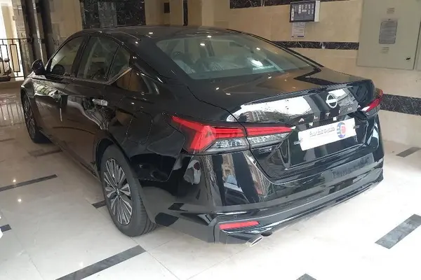 نیسان، آلتیما