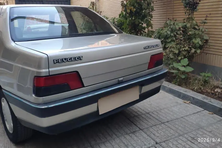 پژو،  405
