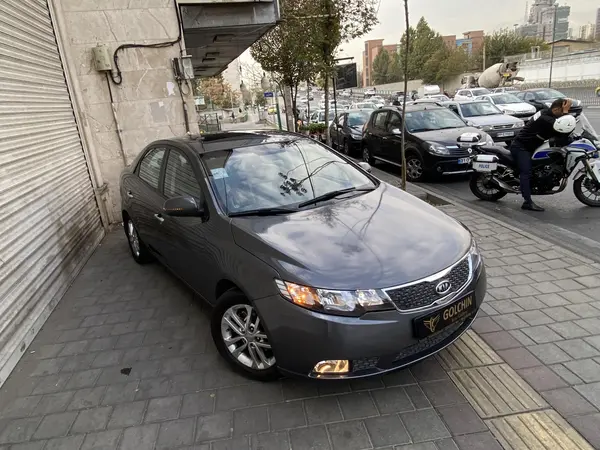 کیا، سراتو (مونتاژ)