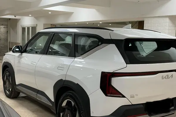 کیا، EV5