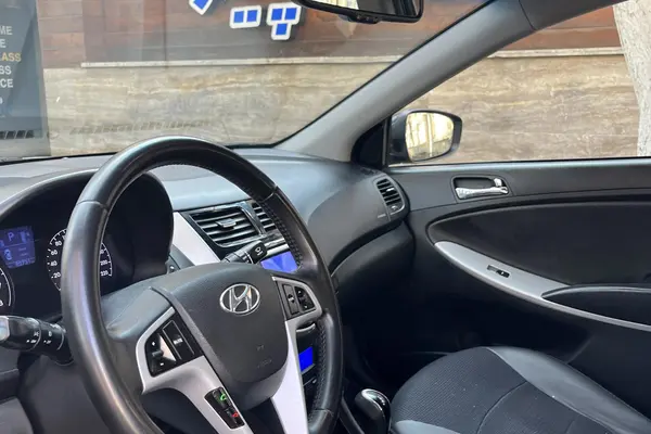 هیوندای، اکسنت