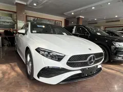 بنز، کلاس A سدان