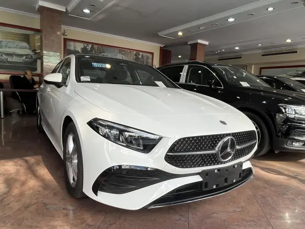 بنز، کلاس A سدان