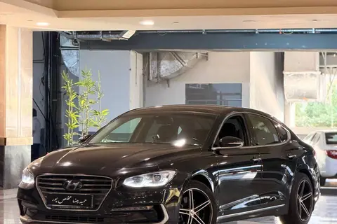 هیوندای، آزرا (گرنجور)