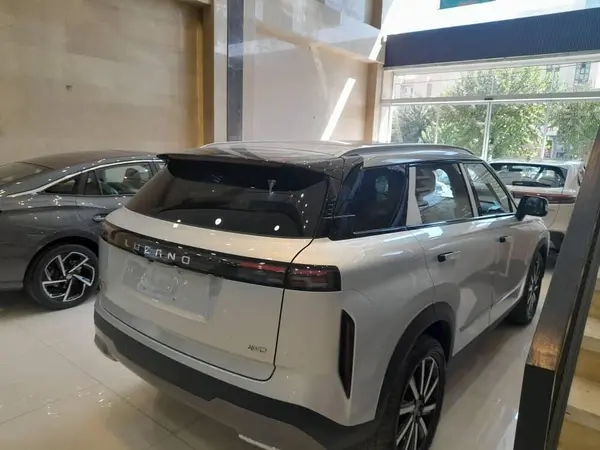 پیش فروش لوکانو، L7