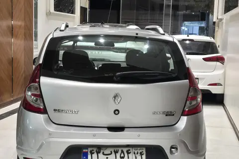 رنو، ساندرو