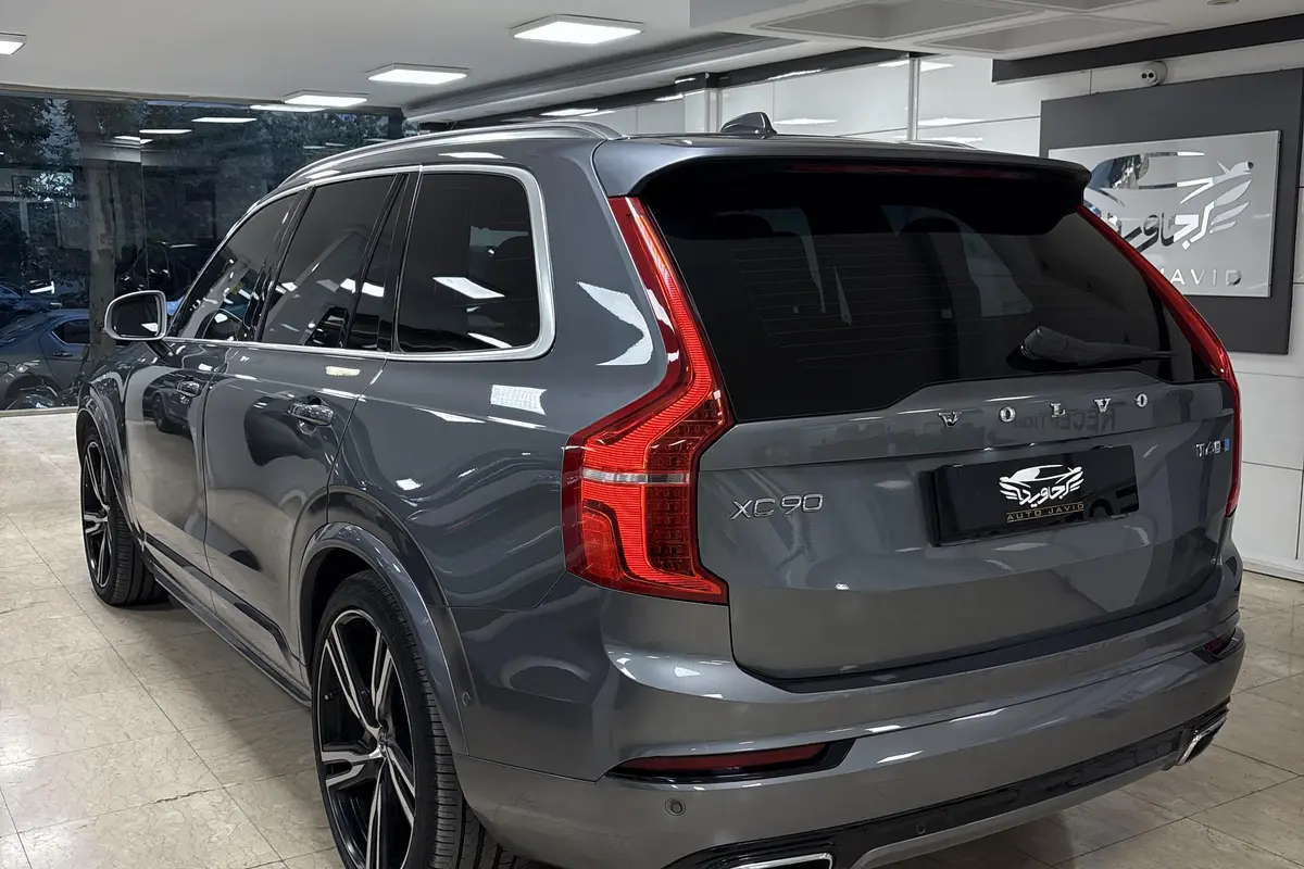 ولوو،  XC90