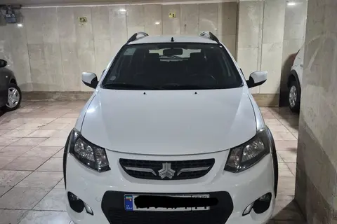 تیبا، هاچ بک
