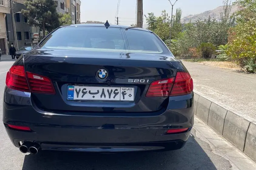 ب ام و  سری 5 سدان