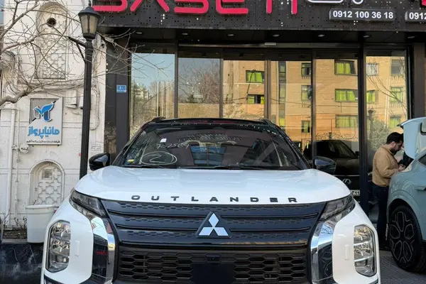 میتسوبیشی، اوتلندر