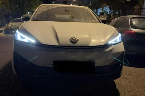 فولکس، آی دی یونیکس
