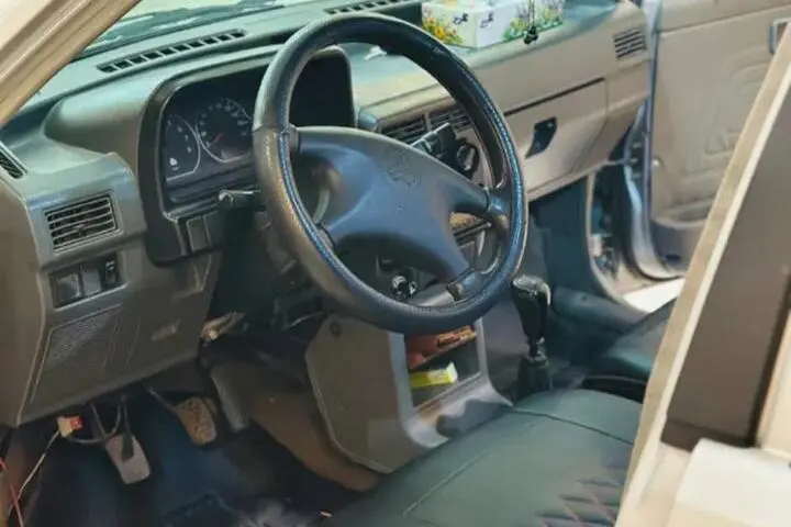 پراید،  صندوق دار